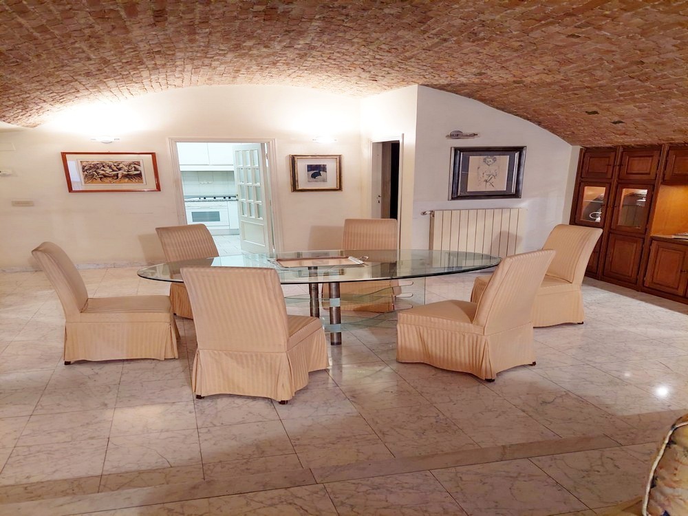 AC1410 Via delle Terme